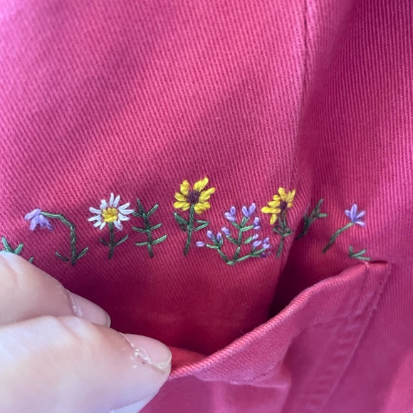 Eddie Bauer hand embroidered red jean jacket - Picture 8 of 15